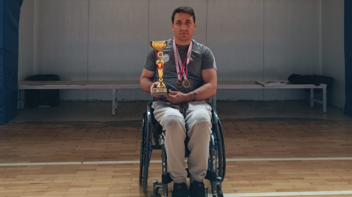Kurum Personelimiz Mikail AYDIN Para Masa Tenisi Clas 3 Türkiye Şampiyonu olmuştur.